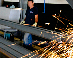 Serviço de serralheria industrial Serviço de serralheria industrial