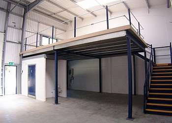 Serviço de serralheria industrial Serviço de serralheria industrial